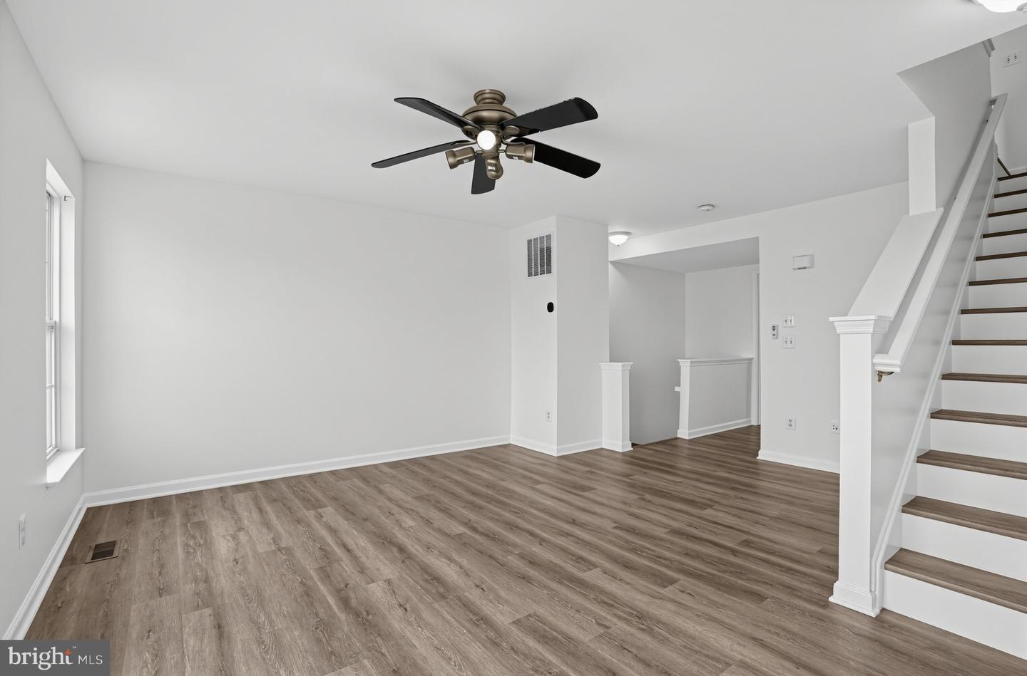 20970 Killawog Ter Property Photo 7