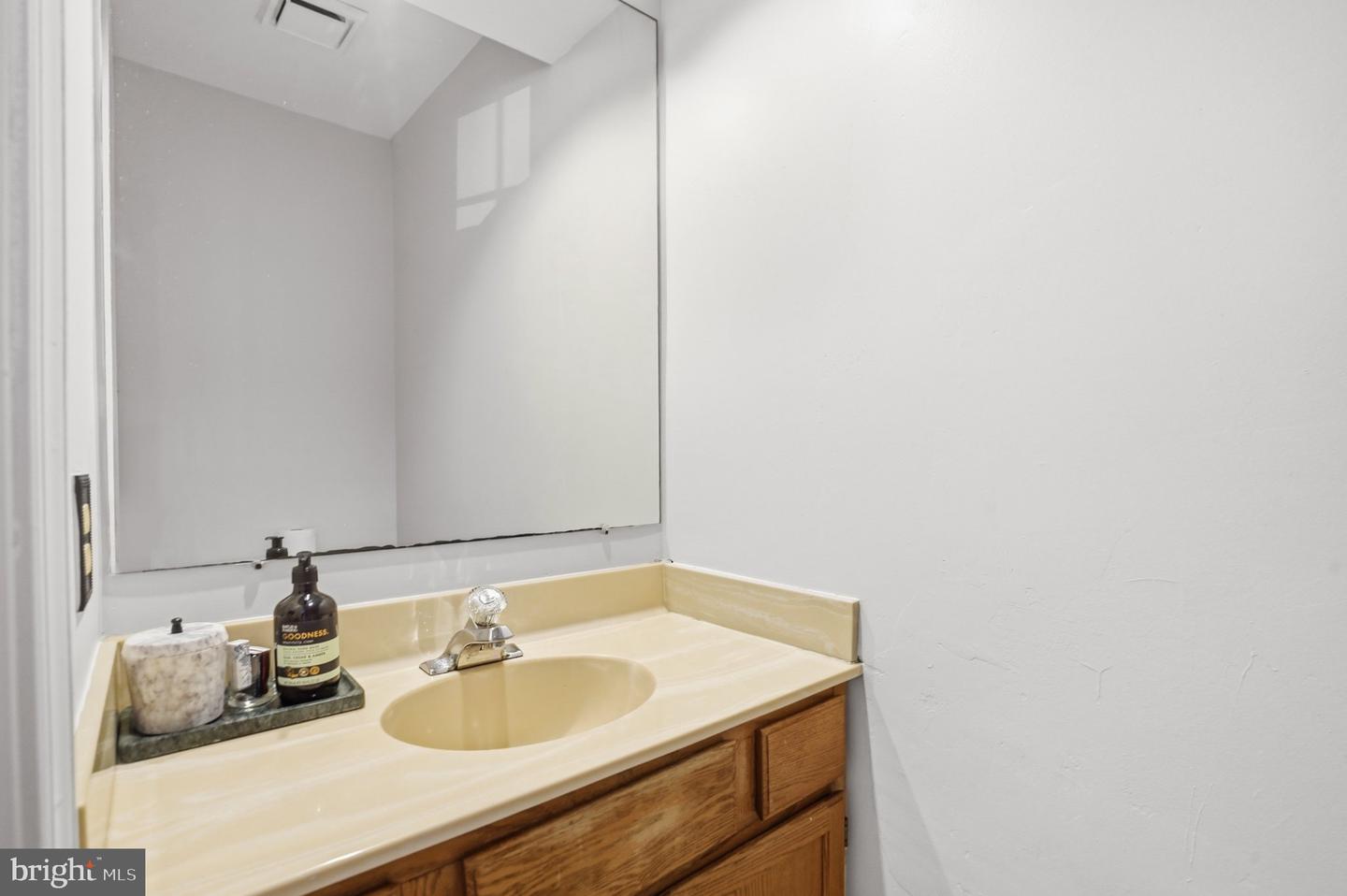 45547 Hutchens Sq Property Photo 23