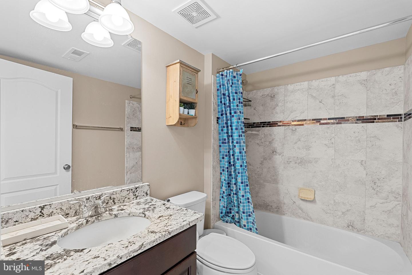 43117 Shore Sq Property Photo 14