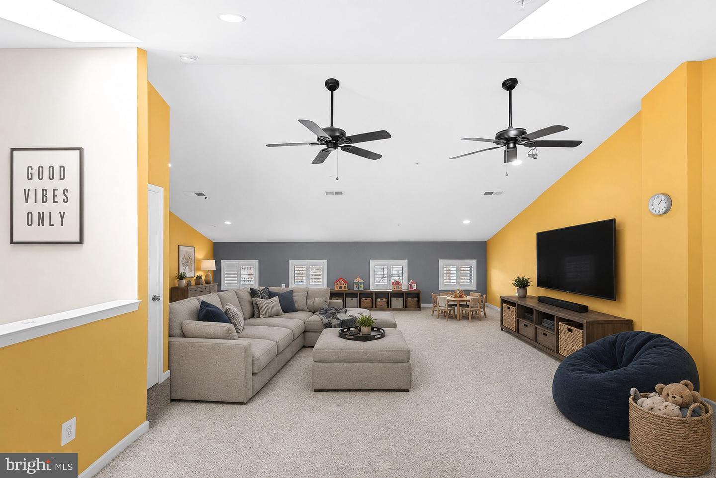 43117 Shore Sq Property Photo 15
