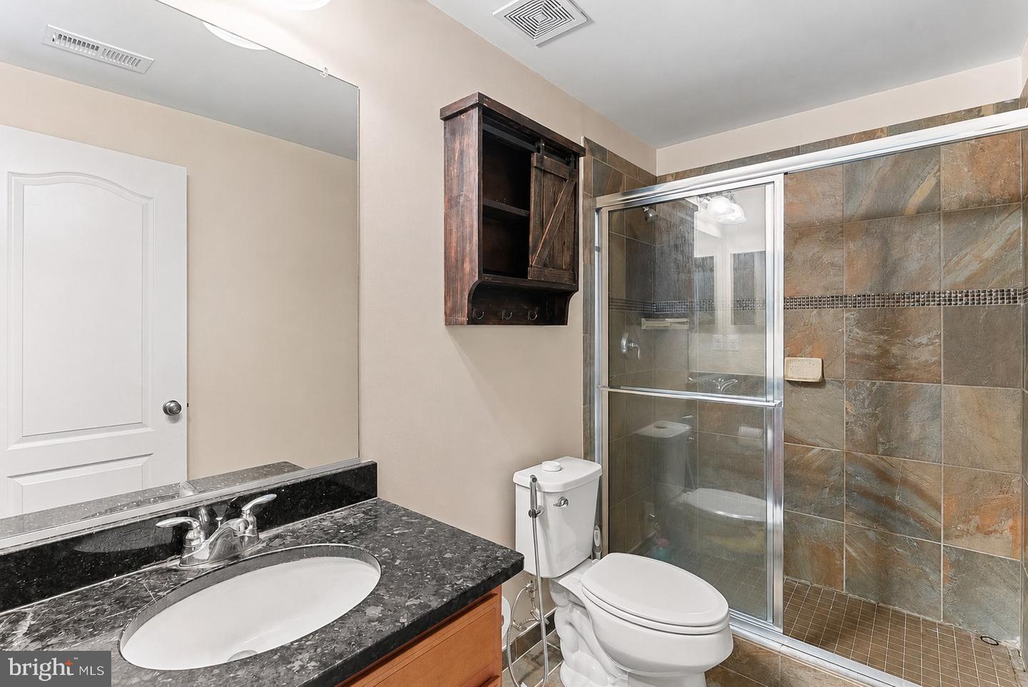 43117 Shore Sq Property Photo 16