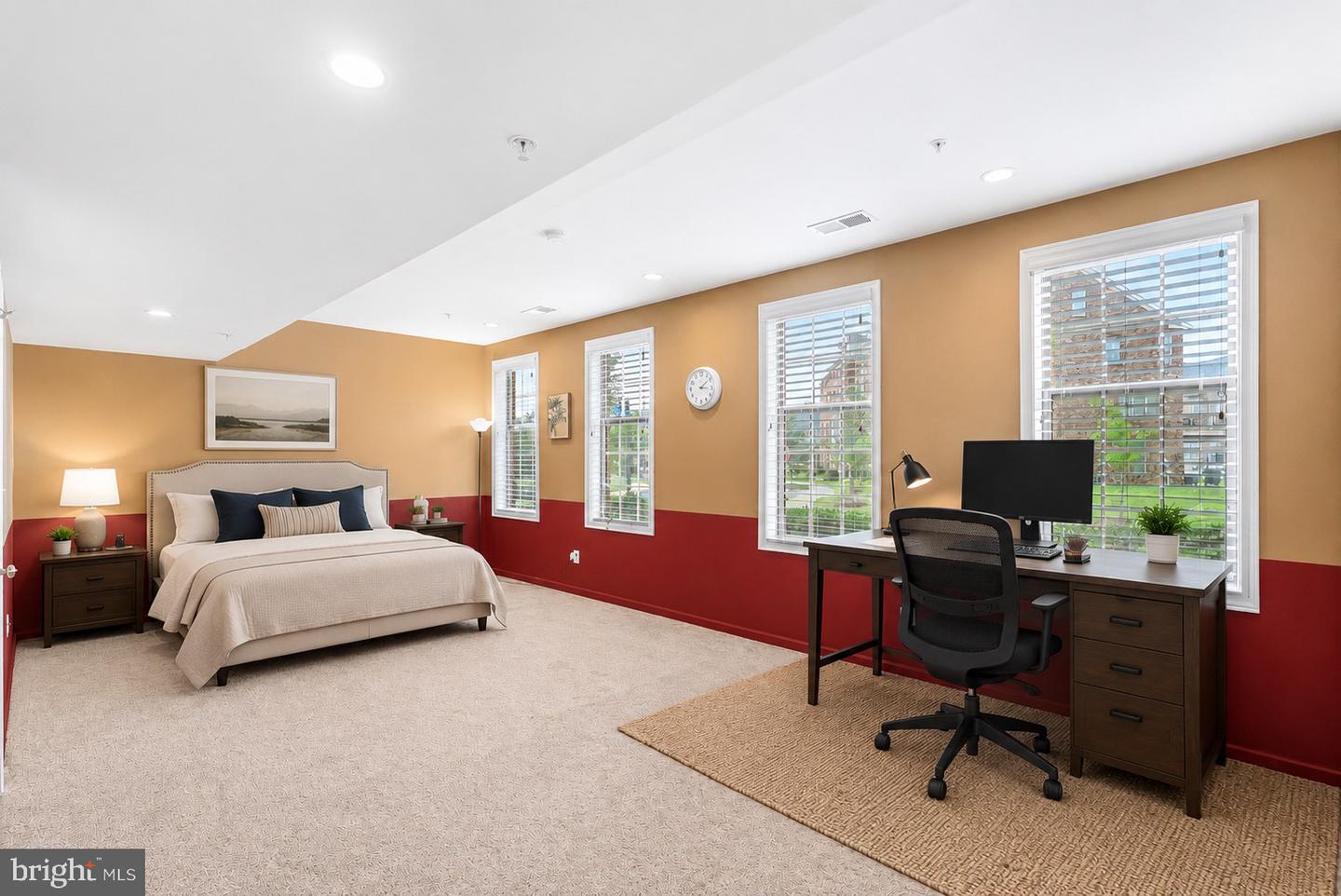 43117 Shore Sq Property Photo 17