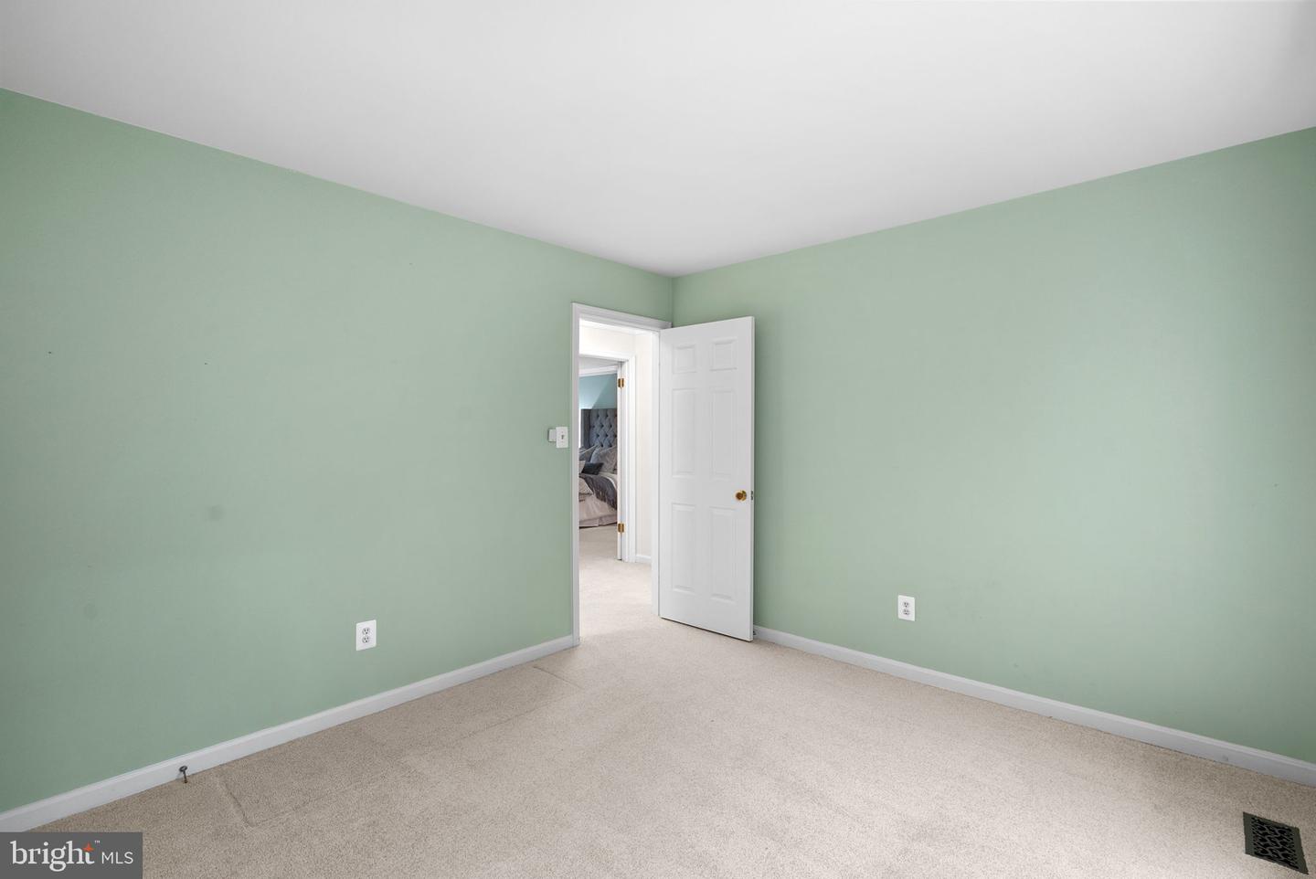 12 Teasdale Ct Property Photo 37