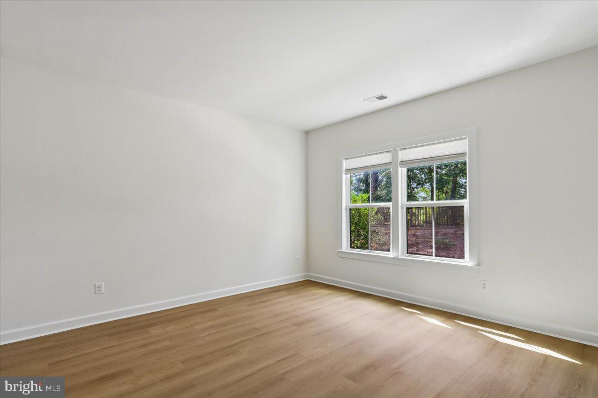 22339 Trailview Crossing Ter Property Photo 4