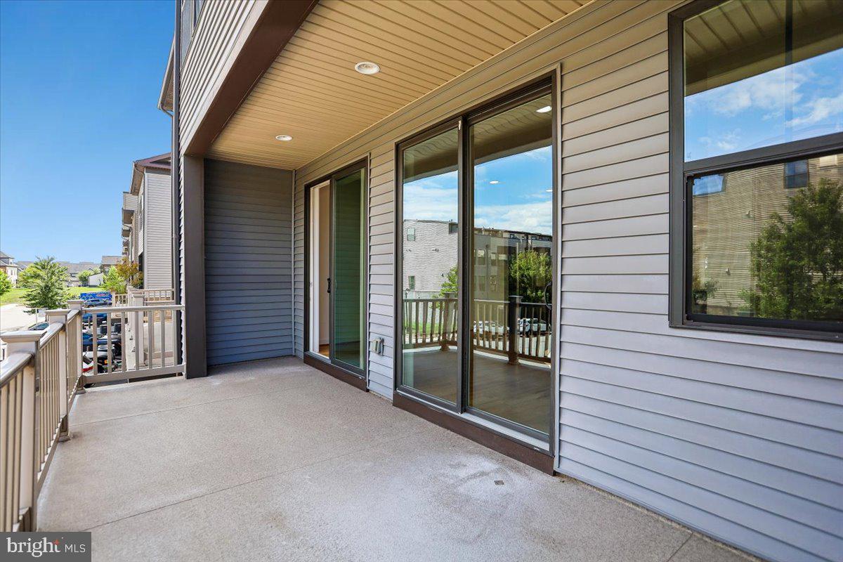 22339 Trailview Crossing Ter Property Photo 19