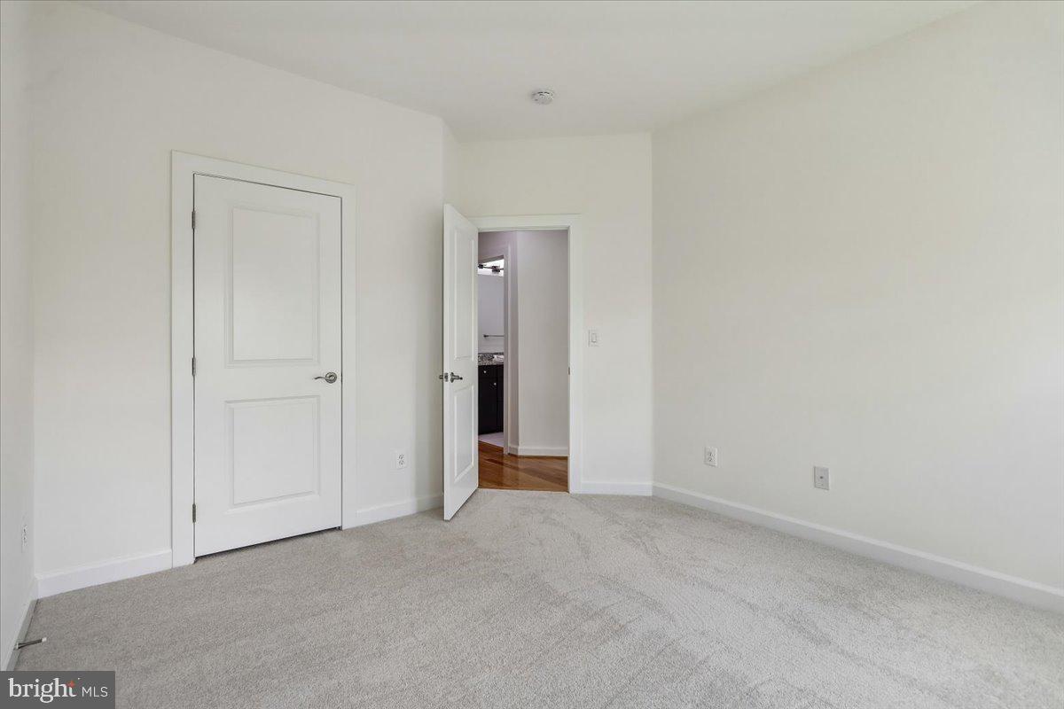 22339 Trailview Crossing Ter Property Photo 31