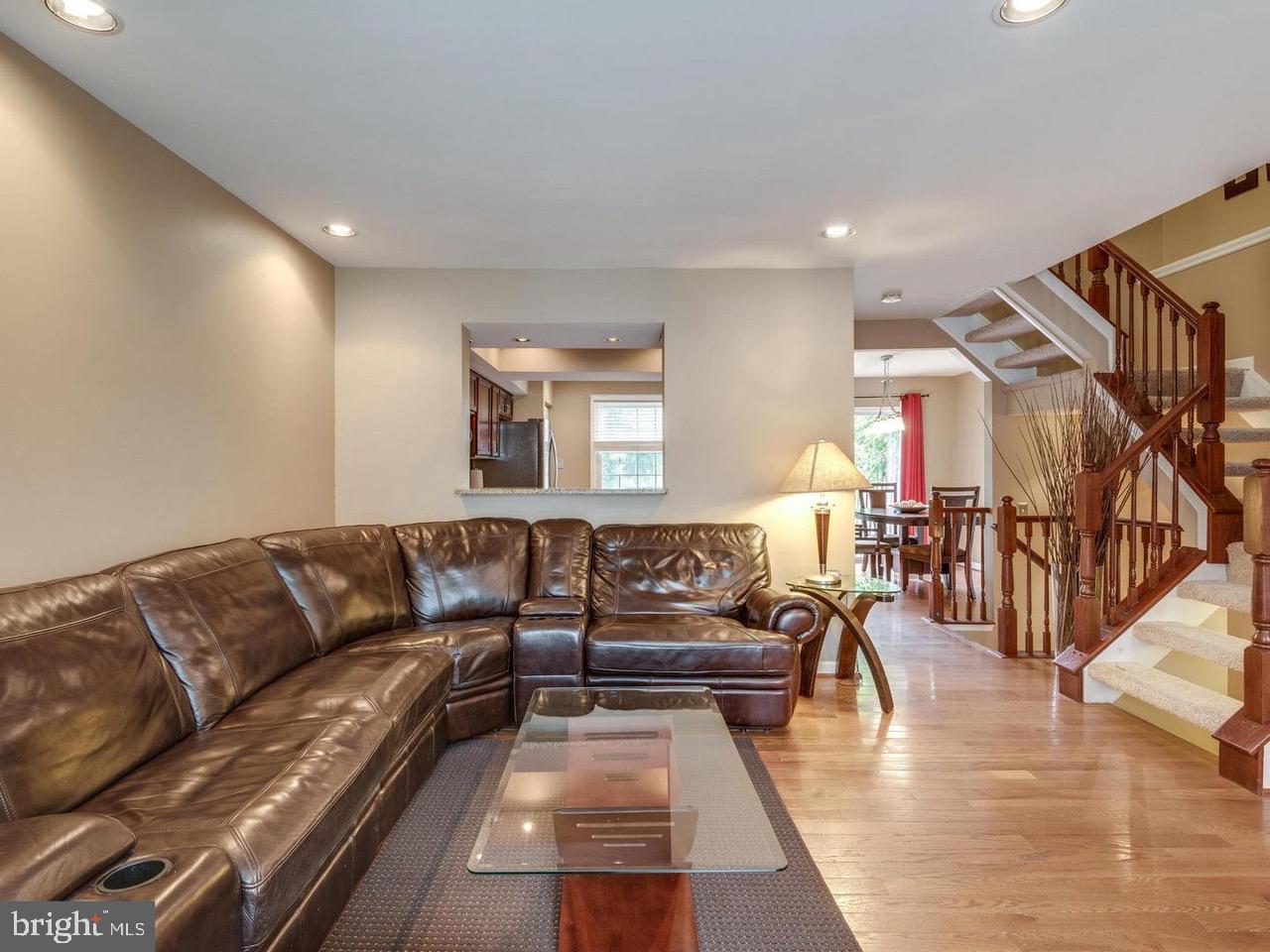 46809 Ironstone Ter Property Photo 7