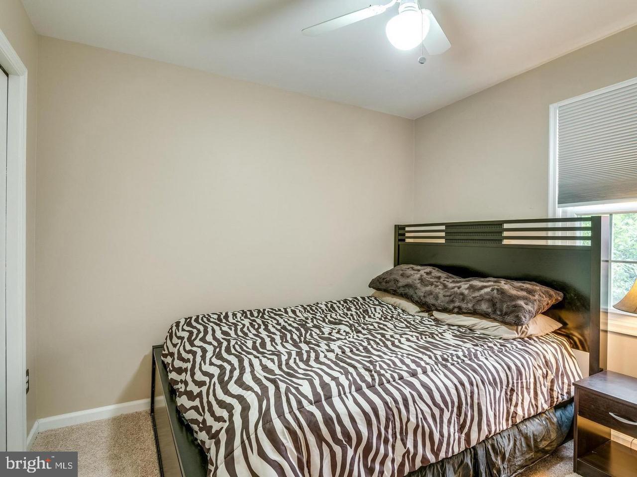 46809 Ironstone Ter Property Photo 16