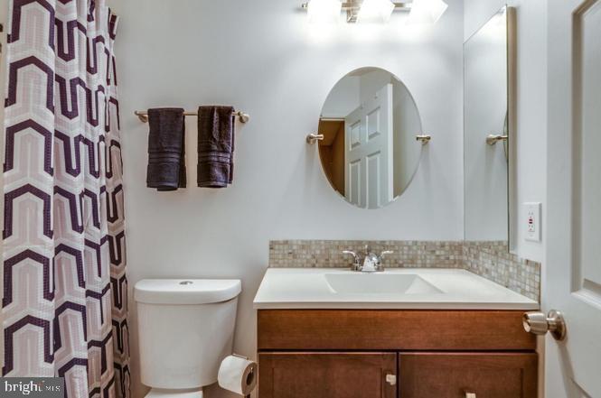 46809 Ironstone Ter Property Photo 17