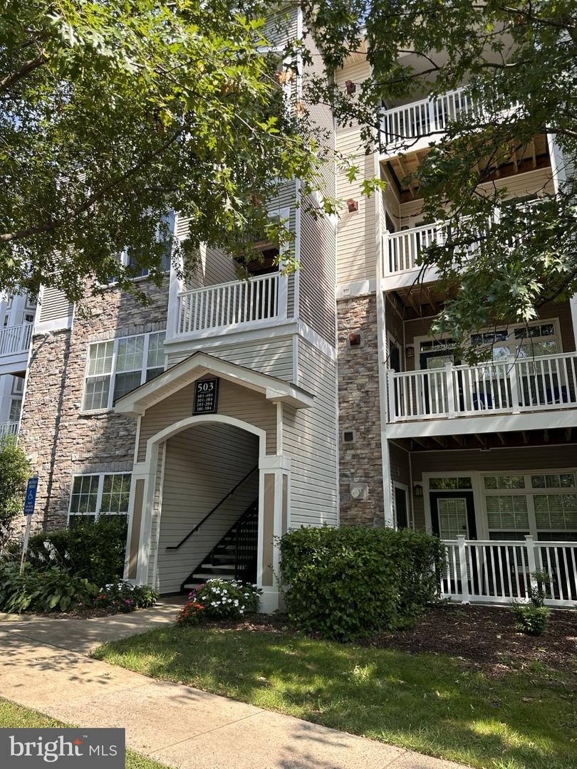 503 Sunset View Ter Se #404 Property Photo 1
