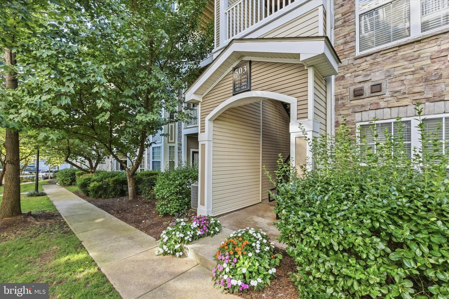 503 Sunset View Ter Se #404 Property Photo 1