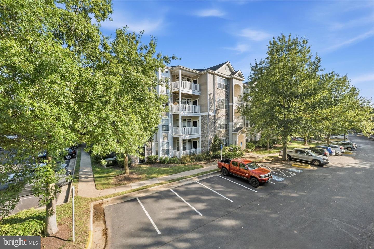 503 Sunset View Ter Se #404 Property Photo 27