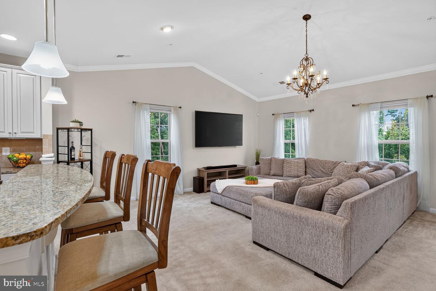 42284 Tackroom Ter Property Photo 3