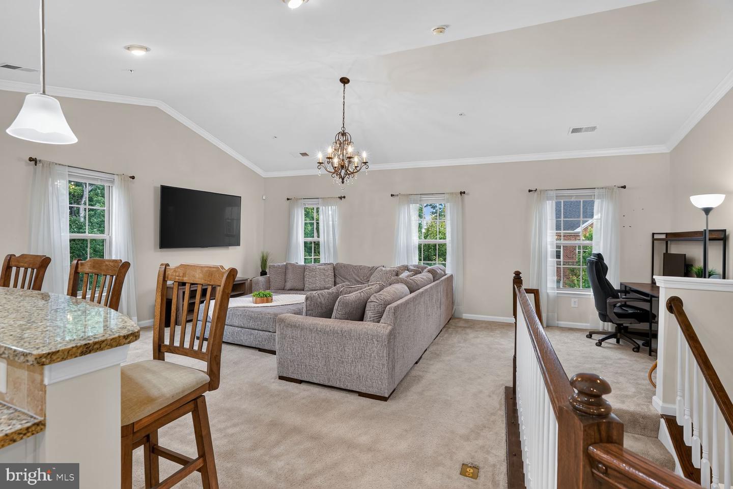 42284 Tackroom Ter Property Photo 5