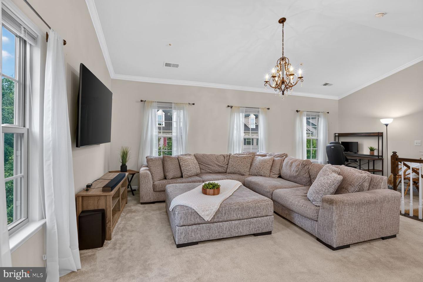 42284 Tackroom Ter Property Photo 24