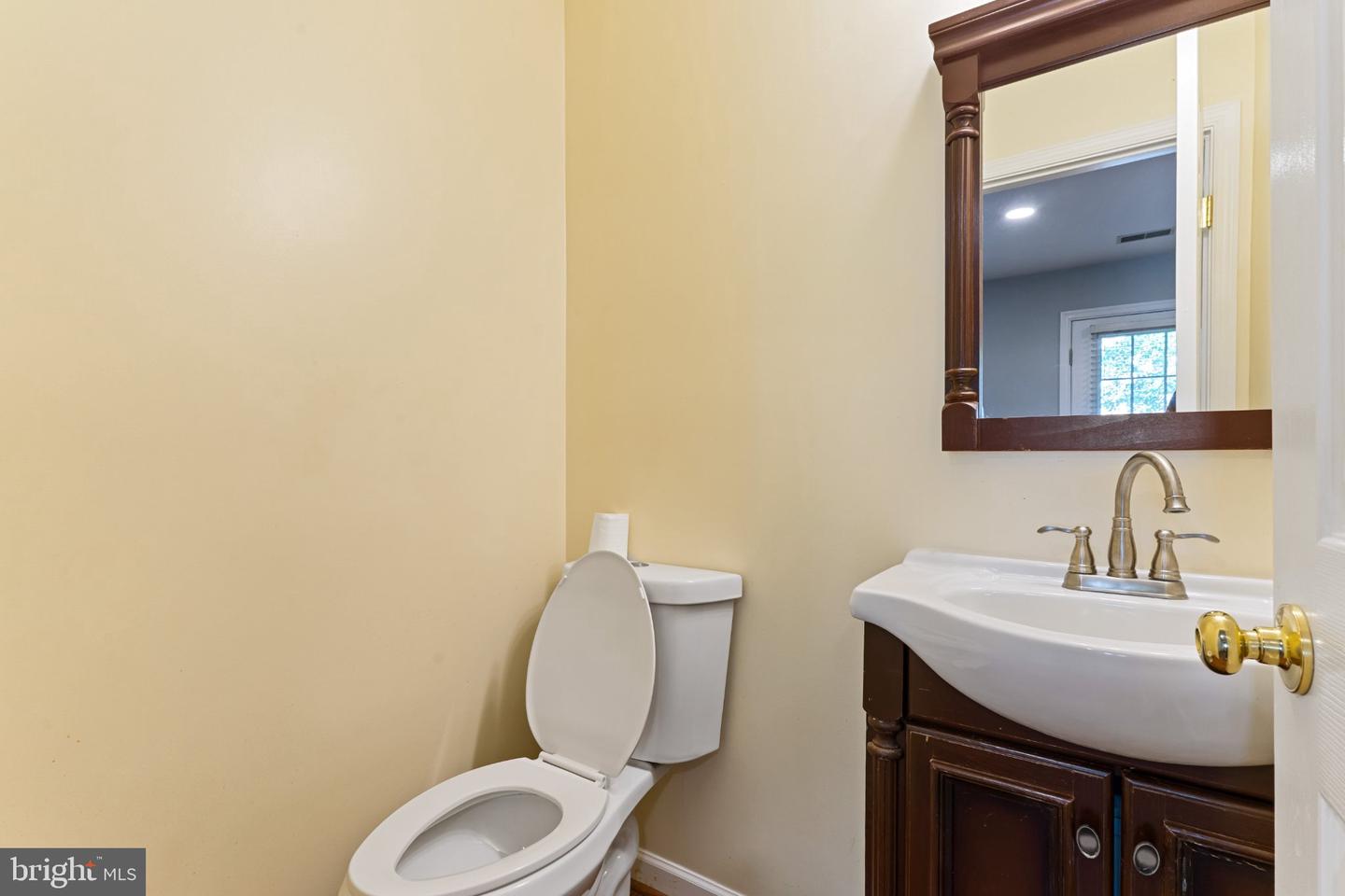 45554 Reading Ter Property Photo 10
