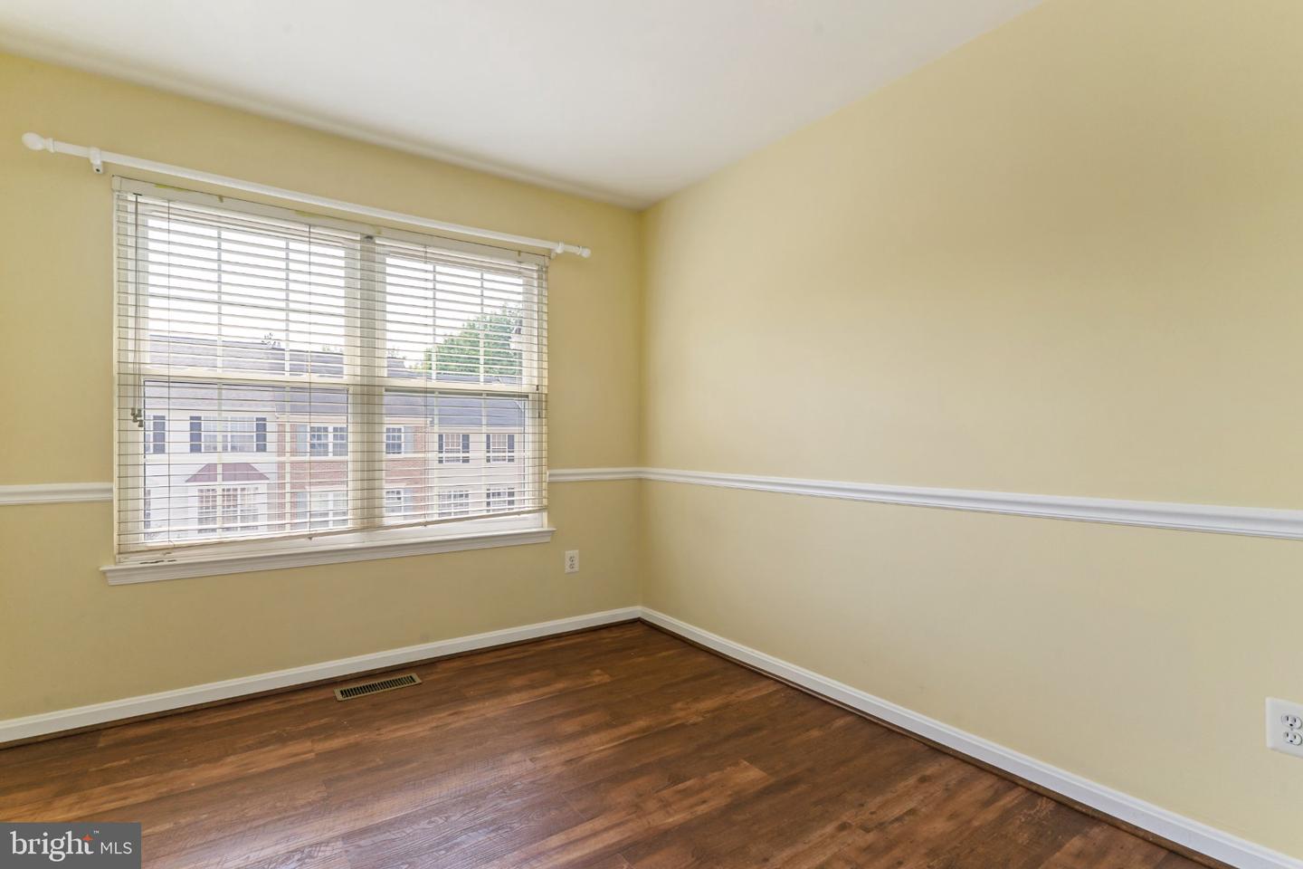 45554 Reading Ter Property Photo 31