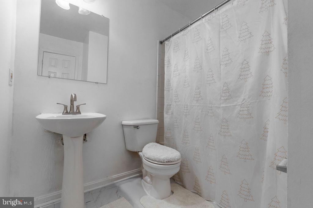 46049 Marble Ter Property Photo 5