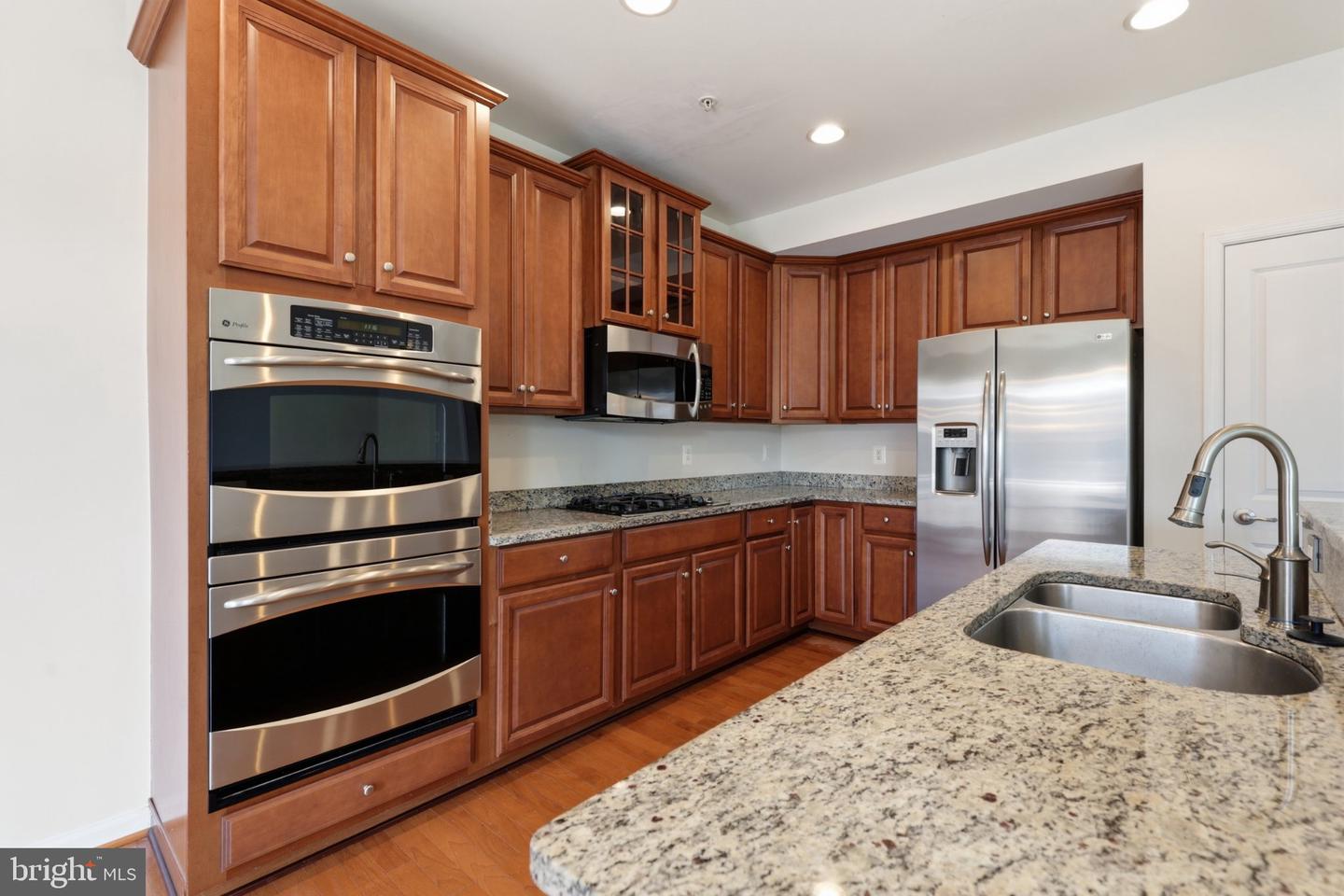 43860 Artsmith Ter Property Photo 12