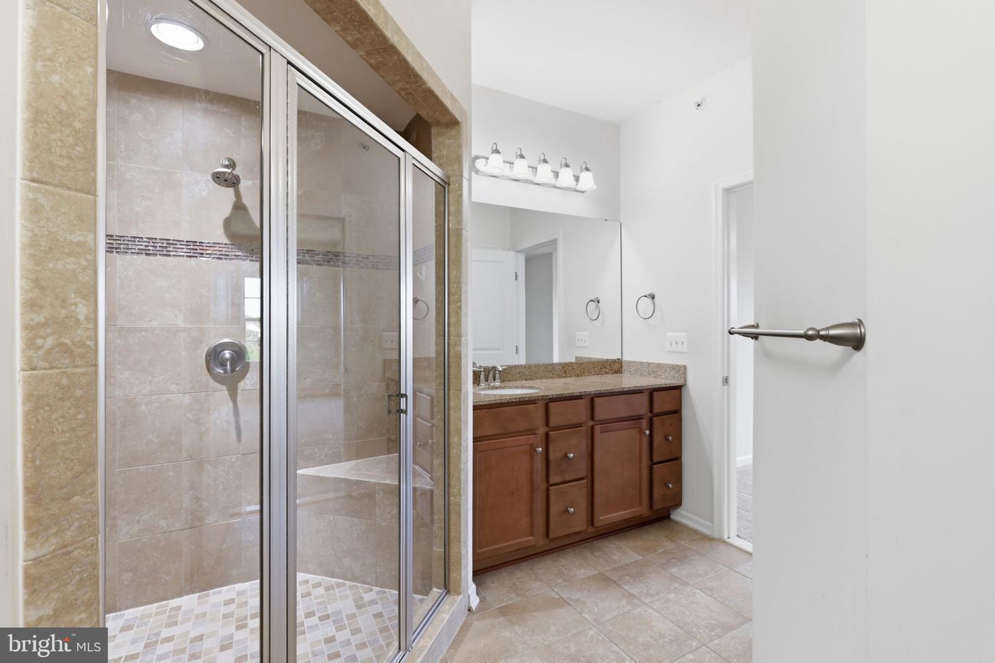 43860 Artsmith Ter Property Photo 24
