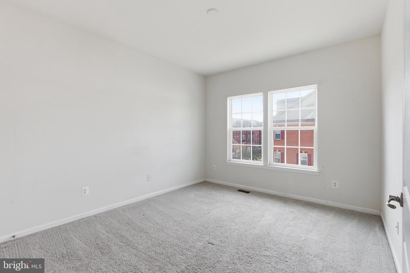 43860 Artsmith Ter Property Photo 26