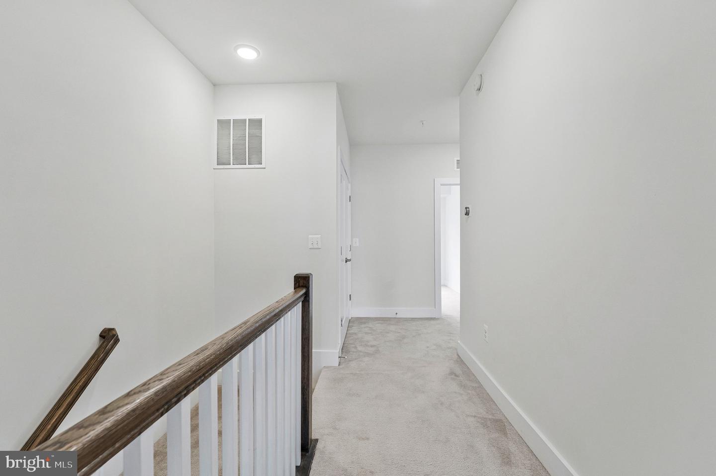 44804 Tiverton Sq Property Photo 16