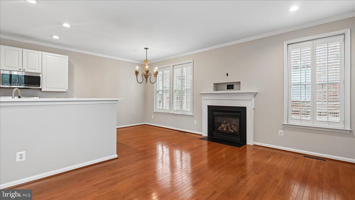 47761 Scotsborough Sq #106 Property Photo 12