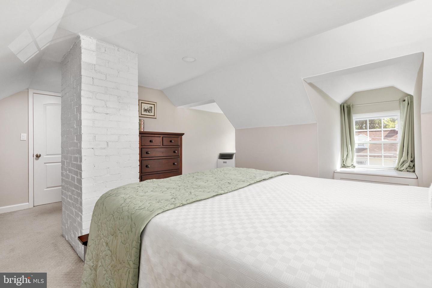 10 Church St Property Photo 19