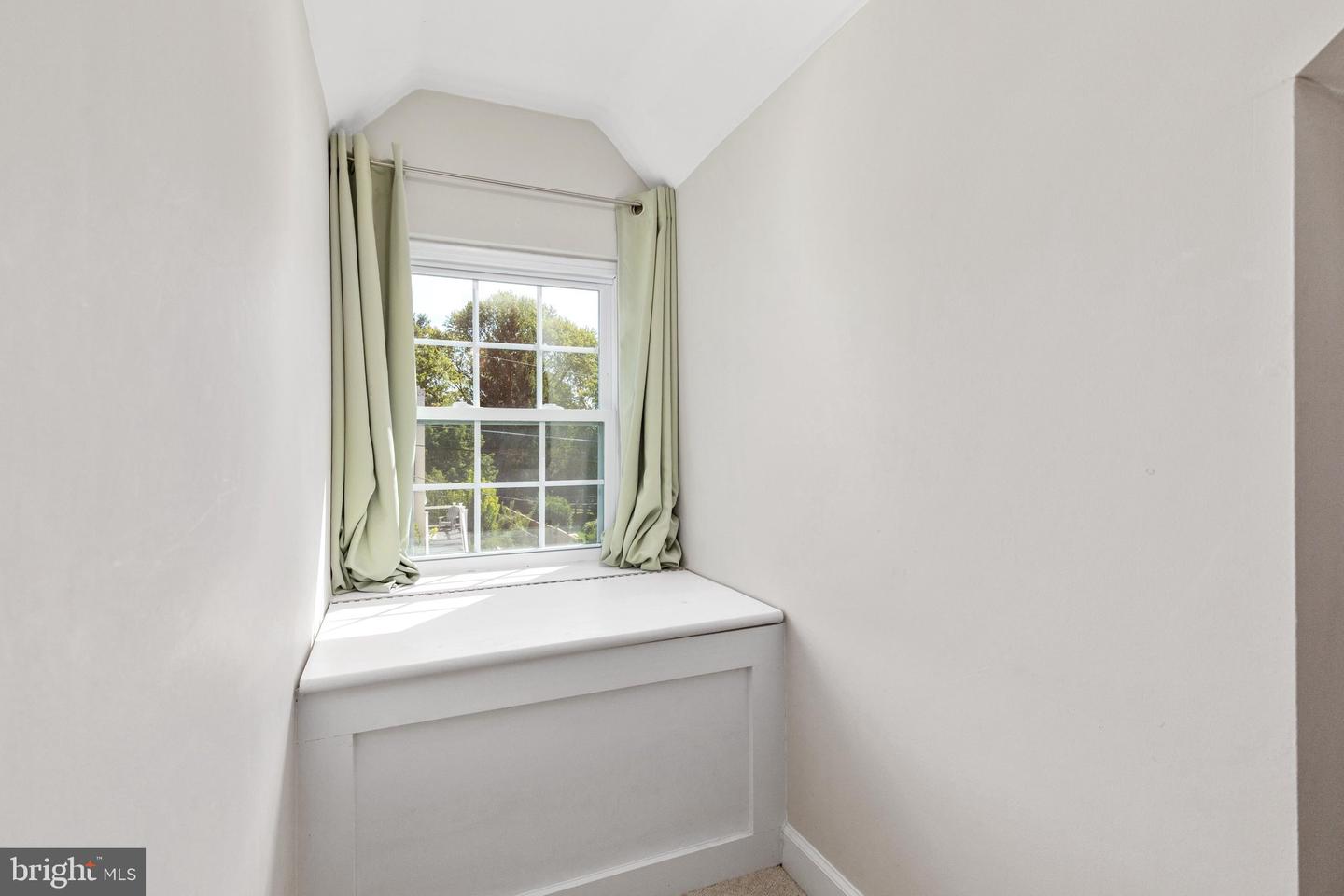 10 Church St Property Photo 20