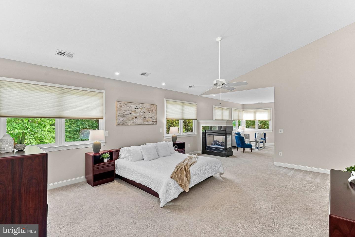 42618 Trappe Rock Ct Property Photo 42