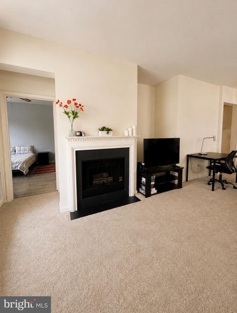 45091 Brae Ter #103 Property Photo 6