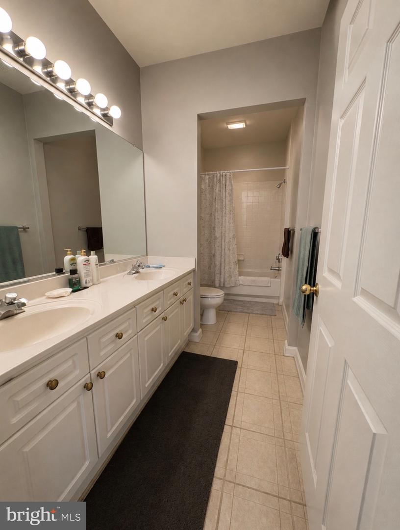 45091 Brae Ter #103 Property Photo 10