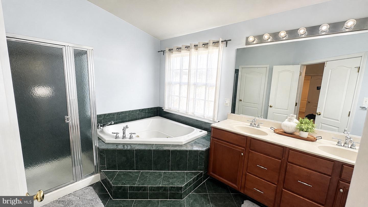 42752 Locklear Ter Property Photo 17