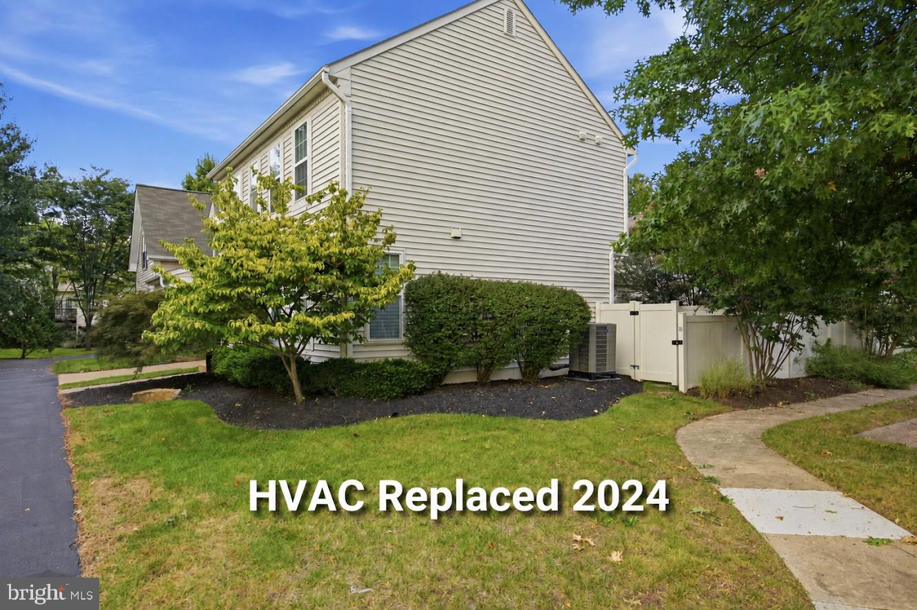 20516 Adena Ter Property Photo 4