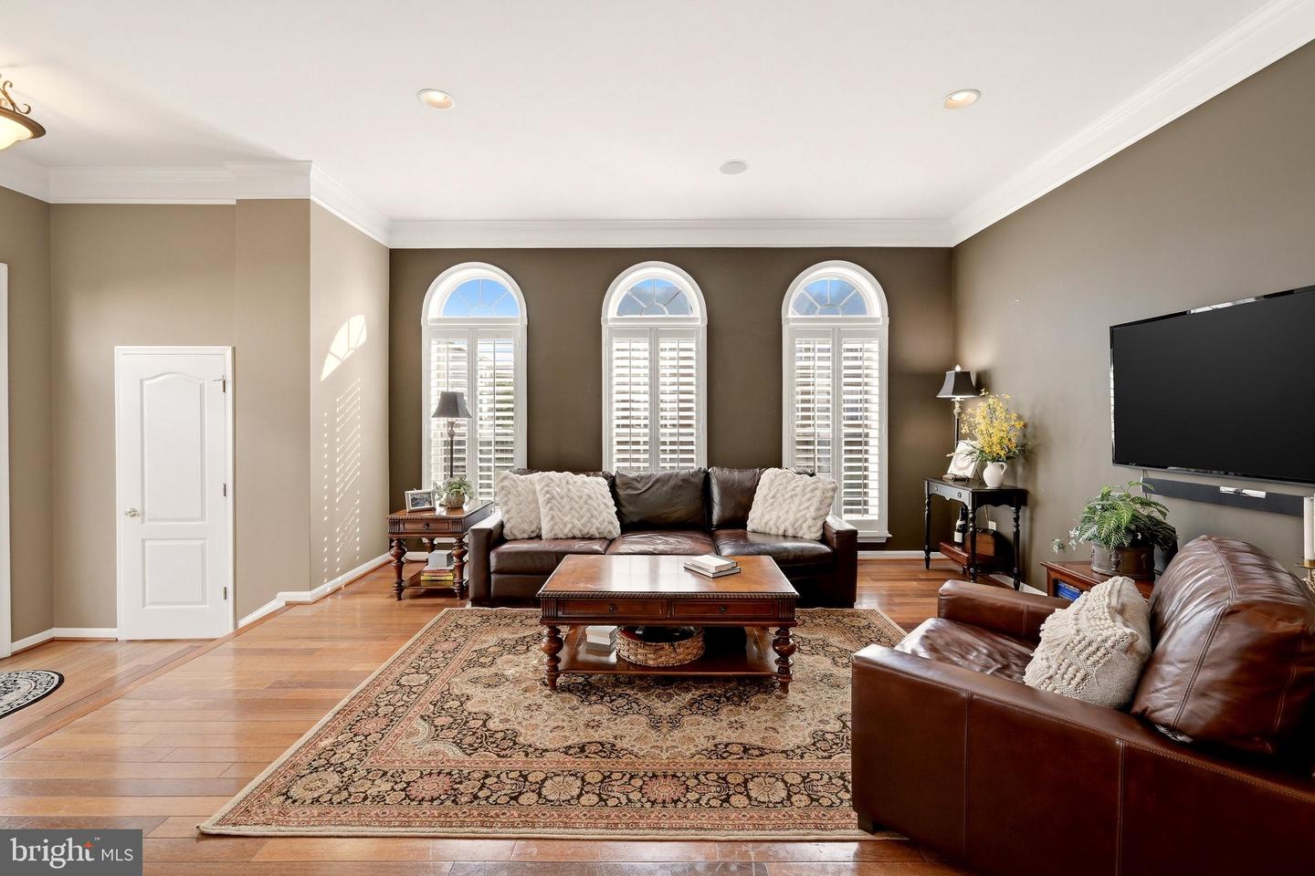 22017 Dilworth Sq Property Photo 8