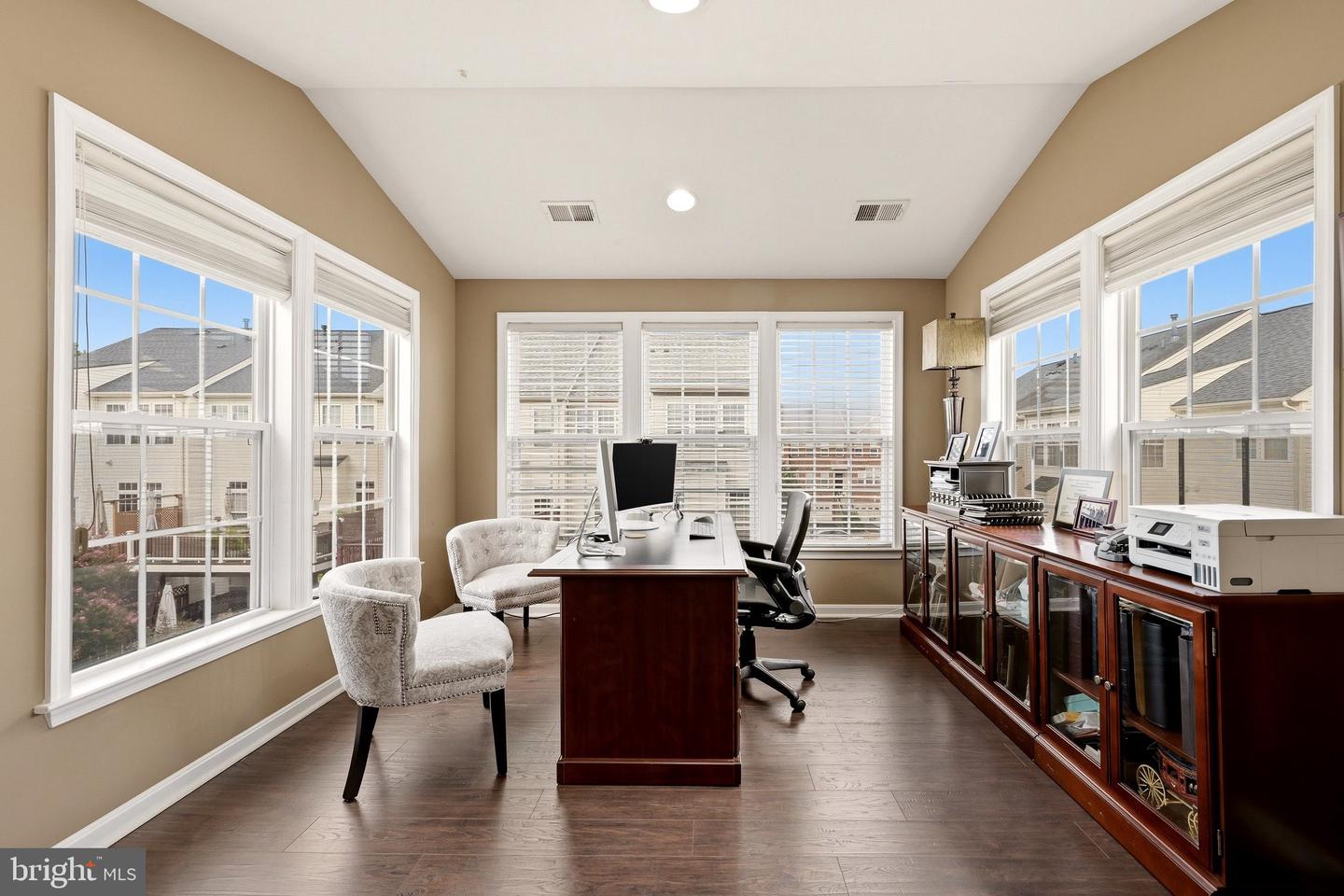 22017 Dilworth Sq Property Photo 25