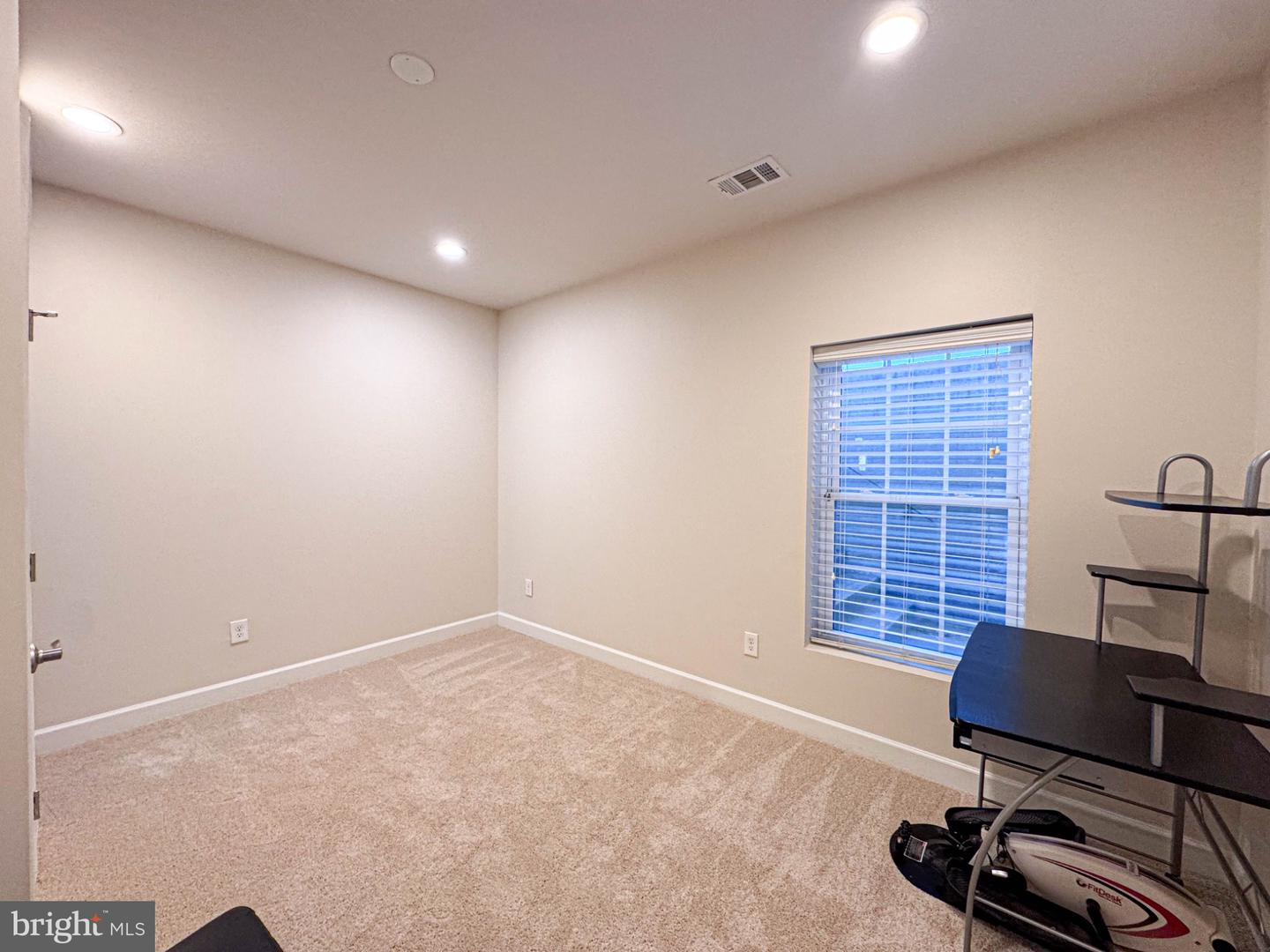 41523 Cross Canter Dr Property Photo 14