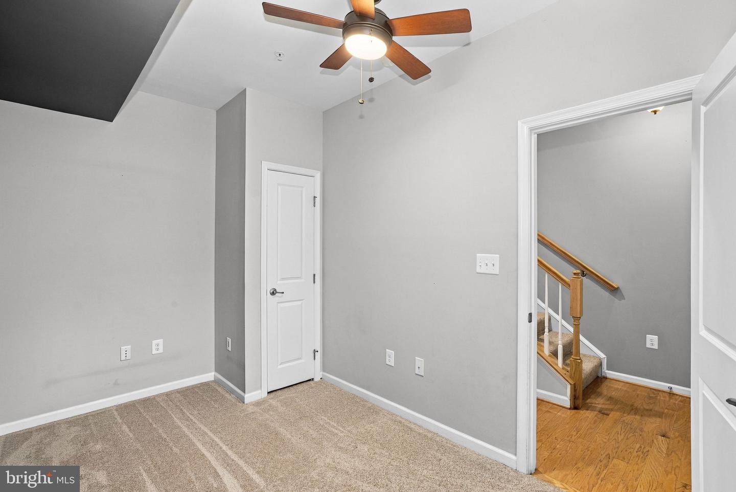 41746 Mcmonagle Sq Property Photo 7