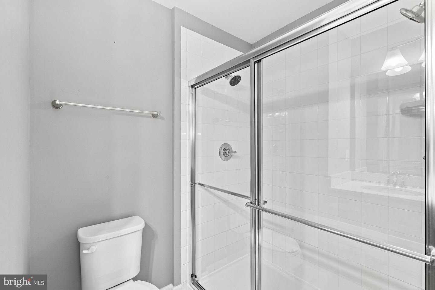 41746 Mcmonagle Sq Property Photo 33