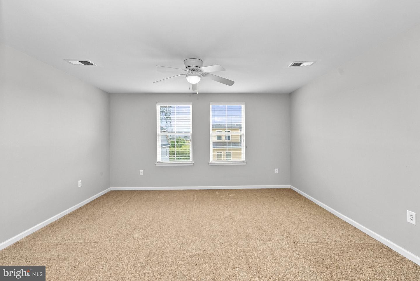 41746 Mcmonagle Sq Property Photo 38