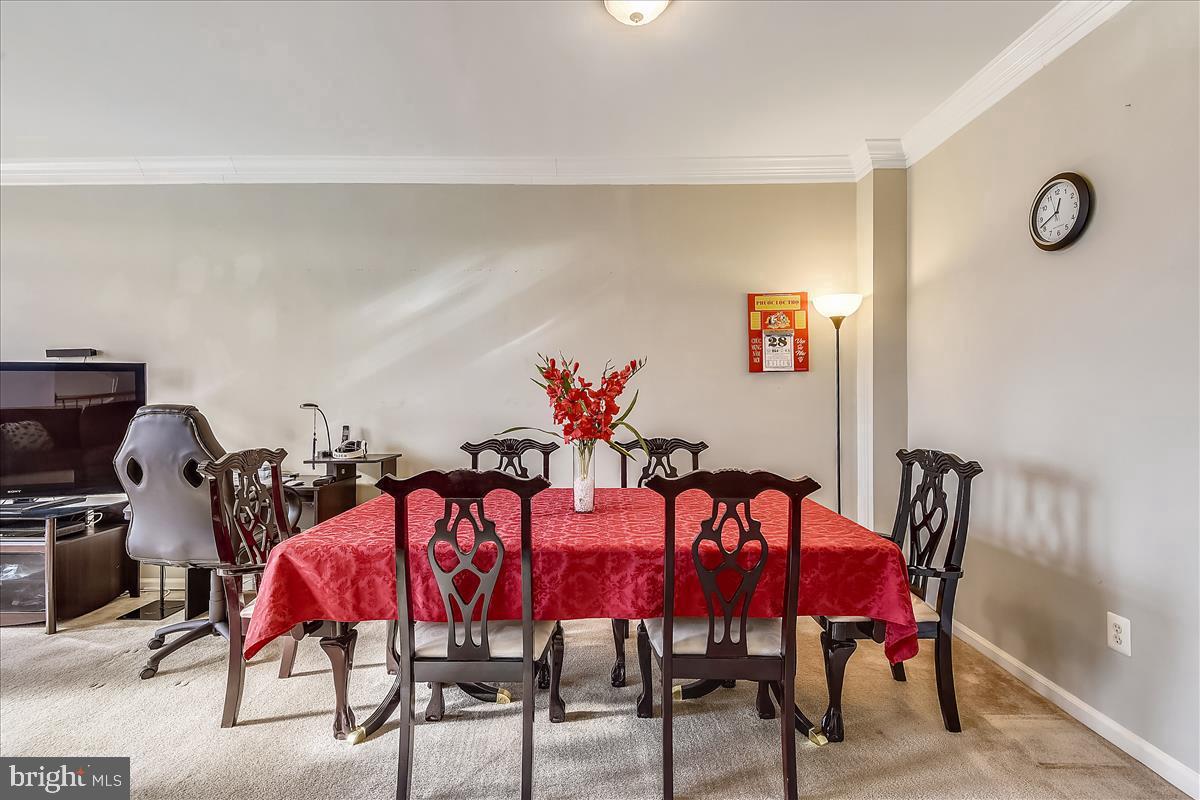 42223 Terrazzo Ter Property Photo 3