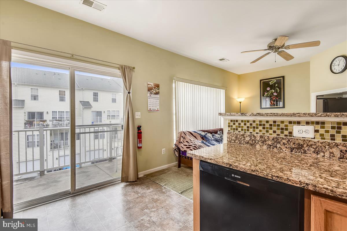 42223 Terrazzo Ter Property Photo 7