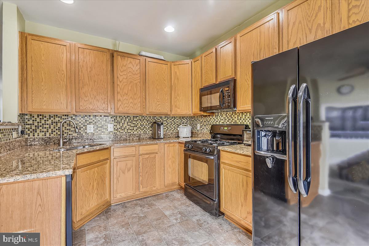 42223 Terrazzo Ter Property Photo 8