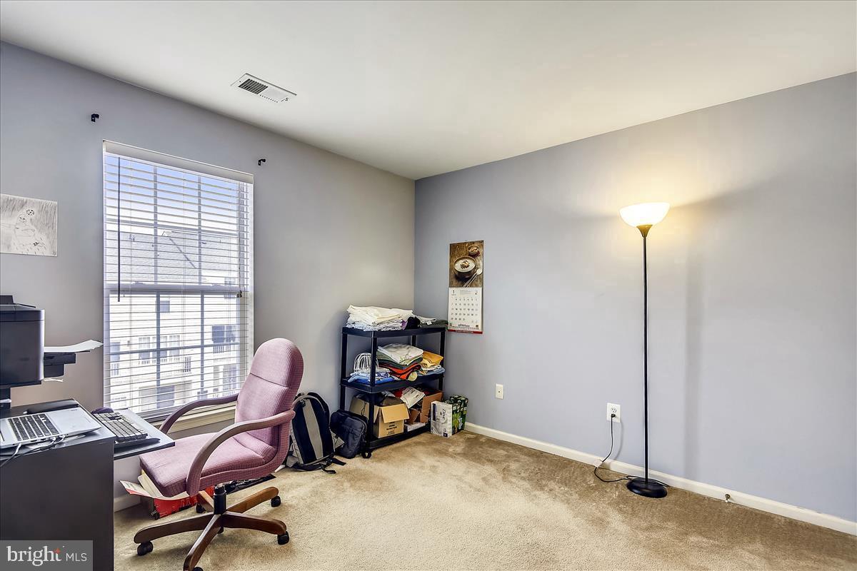 42223 Terrazzo Ter Property Photo 14