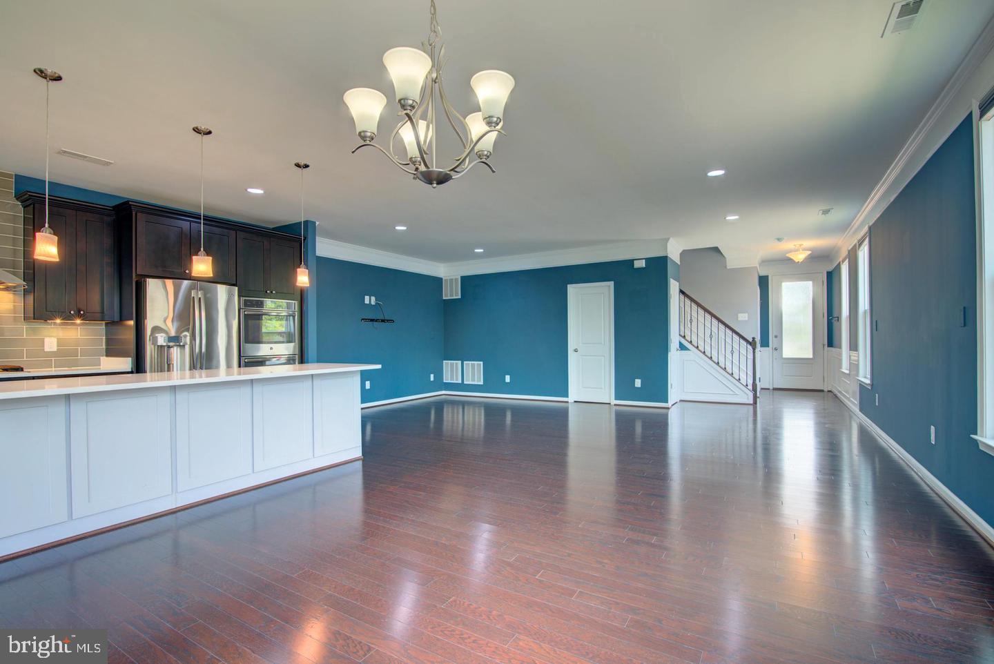 42262 Knotty Oak Terrace Property Photo 3