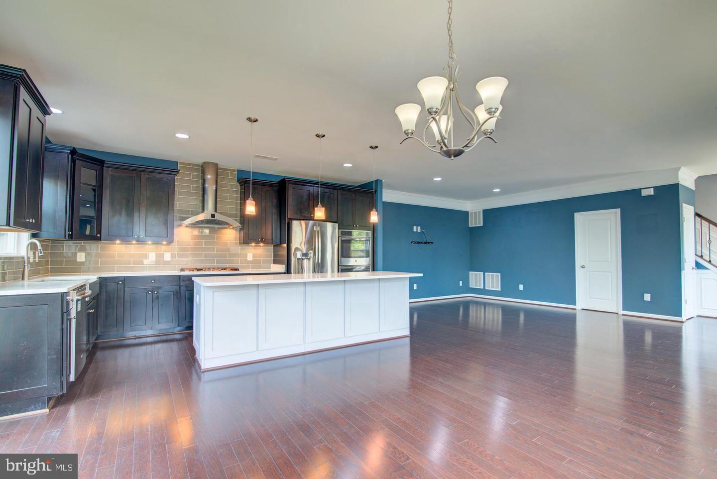 42262 Knotty Oak Terrace Property Photo 4