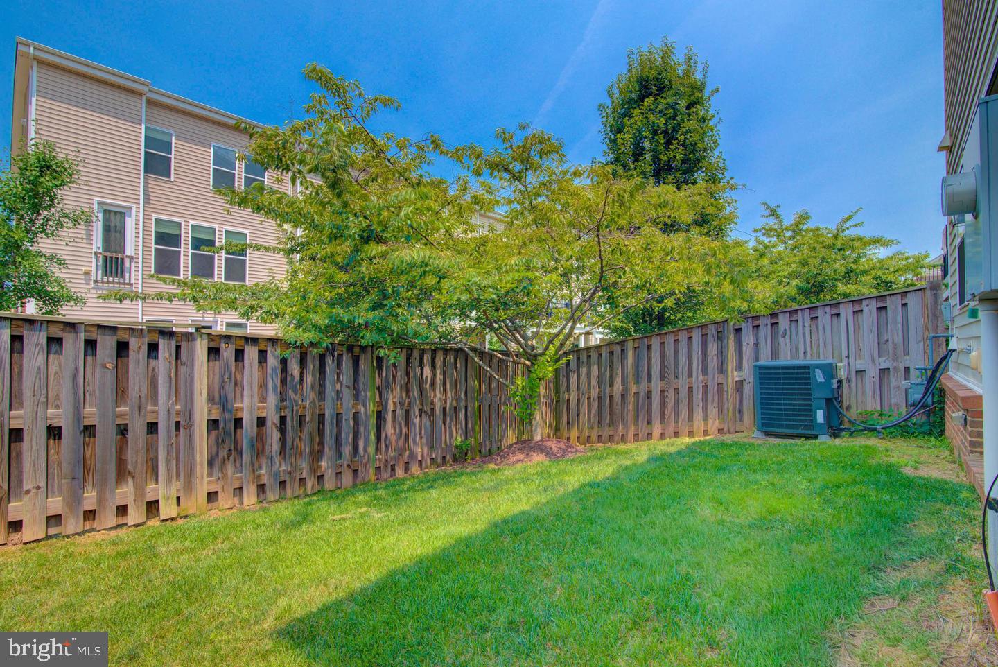 42262 Knotty Oak Terrace Property Photo 22