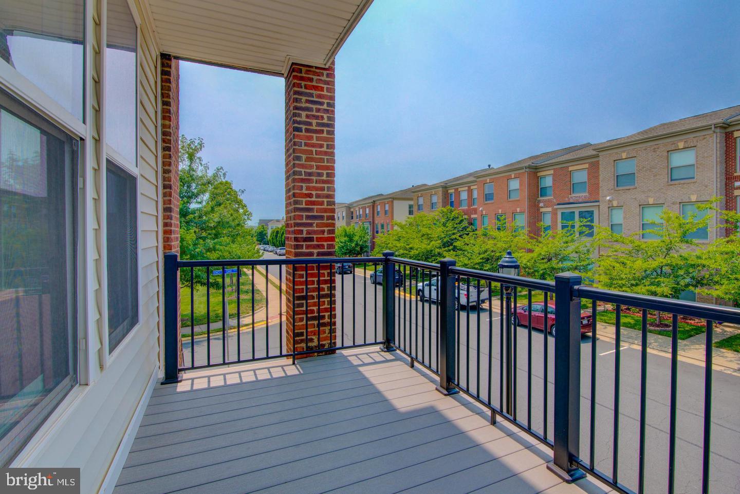 42262 Knotty Oak Terrace Property Photo 46