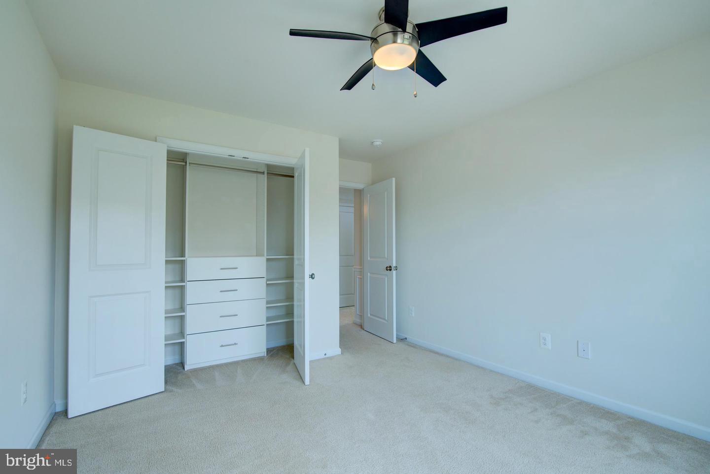 42262 Knotty Oak Terrace Property Photo 54