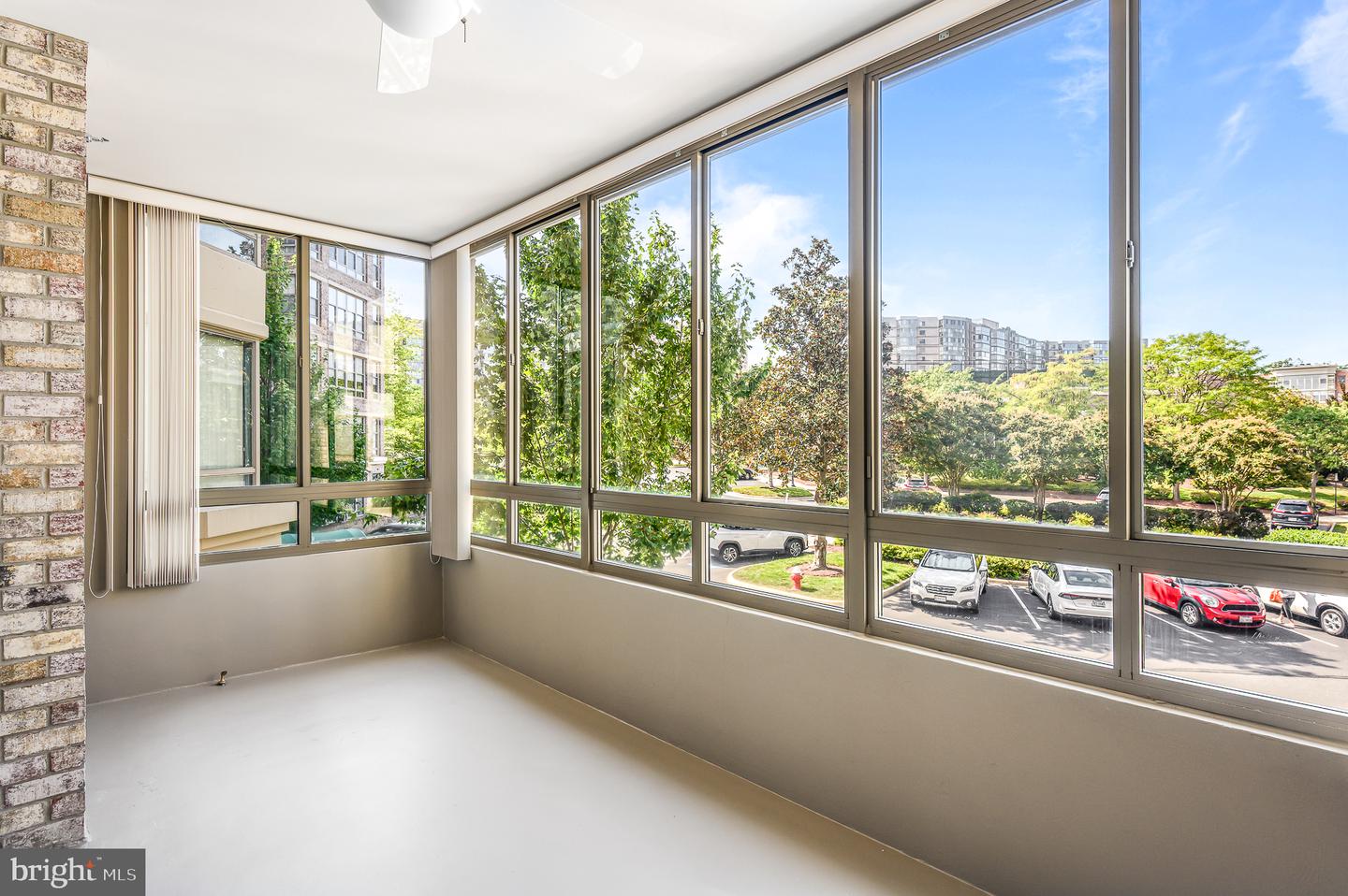 19370 Magnolia Grove #107 Property Photo 7